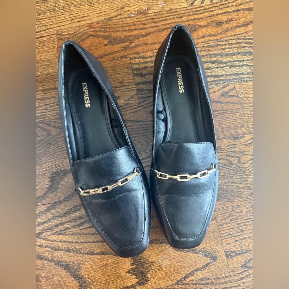 Express Black Loafers with Gold Chain Detail Sz 8